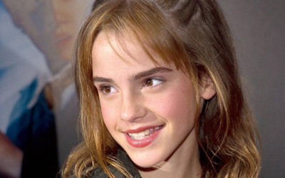 

Celebrity Emma Watson Actresses United Kingdom HD Wall Poster Paper Print(18 inch X 12 inch, Rolled)