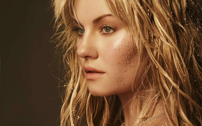 

Celebrity Elisha Cuthbert Actresses Canada HD Wall Poster Fine Art Print(12 inch X 18 inch, Rolled)
