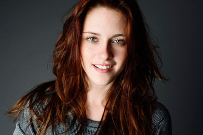 

Celebrity Kristen Stewart Actresses United States HD Wall Poster Paper Print(18 inch X 12 inch, Rolled)