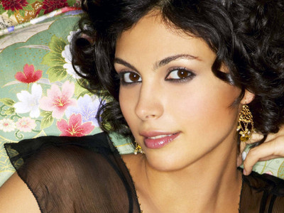 Celebrity Morena Baccarin Actresses Brazil HD Wall Poster Paper Print(18 inch X 12 inch, Rolled)