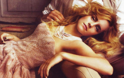 

Celebrity Emma Watson Actresses United Kingdom HD Wall Poster Paper Print(18 inch X 12 inch, Rolled)
