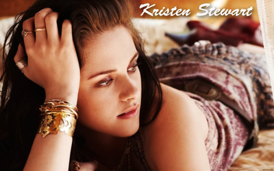 

Celebrity Kristen Stewart Actresses United States HD Wall Poster Fine Art Print(12 inch X 18 inch, Rolled)