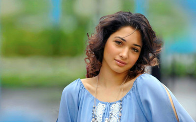 

Celebrity Tamannaah Bhatia Actresses India Pretty Bollywood Face HD Wall Poster Paper Print(18 inch X 12 inch, Rolled)