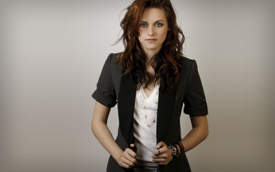 

Celebrity Kristen Stewart Actresses United States HD Wall Poster Paper Print(18 inch X 12 inch, Rolled)