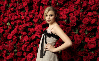 

Celebrity Chloë Grace Moretz Actresses United States HD Wall Poster Fine Art Print(12 inch X 18 inch, Rolled)