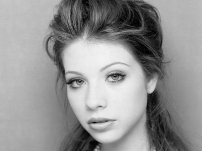 

Celebrity Michelle Trachtenberg Actresses United States HD Wall Poster Fine Art Print(12 inch X 18 inch, Rolled)