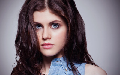 

Celebrity Alexandra Daddario Actresses United States HD Wall Poster Paper Print(18 inch X 12 inch, Rolled)