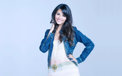 

Celebrity Victoria Justice Actresses United States HD Wall Poster Fine Art Print(12 inch X 18 inch, Rolled)