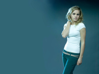 

Celebrity Emma Watson Actresses United Kingdom HD Wall Poster Fine Art Print(12 inch X 18 inch, Rolled)