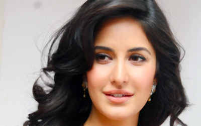 

Celebrity Katrina Kaif Actresses India Indian Actress HD Wall Poster Paper Print(18 inch X 12 inch, Rolled)