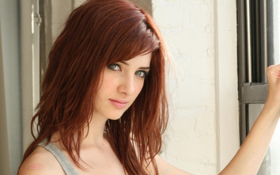 

Celebrity Susan Coffey Models United States HD Wall Poster Paper Print(18 inch X 12 inch, Rolled)