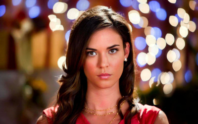

Celebrity Odette Annable Actresses United States Beautiful Brunette Gorgeous Model Odette Yustman HD Wall Poster Paper Print(18 inch X 12 inch, Rolled)