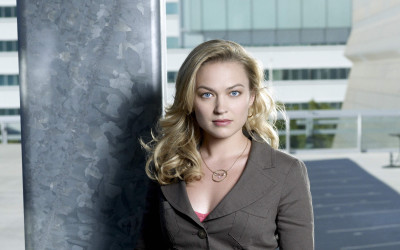 

Celebrity Sophia Myles Actresses United Kingdom Actress English HD Wall Poster Paper Print(18 inch X 12 inch, Rolled)