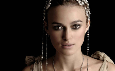 

Celebrity Keira Knightley Actresses United Kingdom HD Wall Poster Paper Print(18 inch X 12 inch, Rolled)