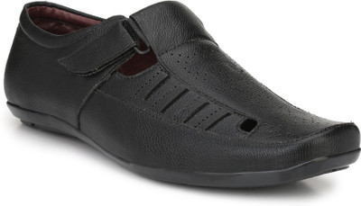 

SCARPIA Casuals For Men(Black