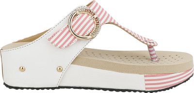 

LUSH Women Peach Flats