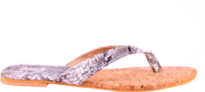 

LUSH Women White Flats