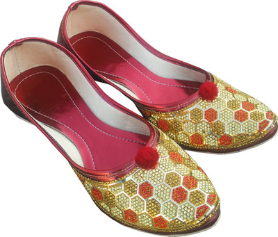 

SOKHI Red Gold party wear Punjabi Jutti Jutis For Women(Multicolor