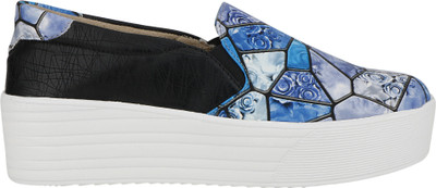 

LUSH AK301-Bl Outdoors For Women(Multicolor, Blue
