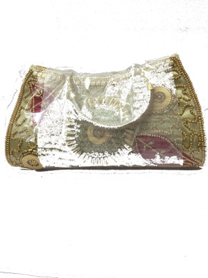 

K. K. GIFTS Casual Gold Clutch