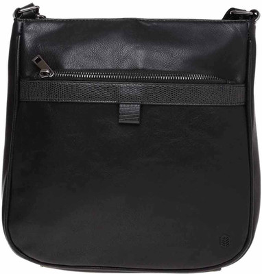 

Call It Spring Messenger Bag(Black)