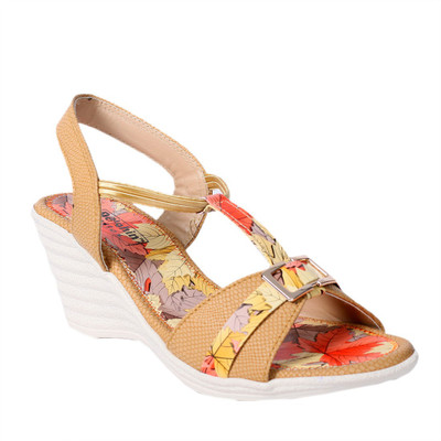 Dolphin Miles Women Gold Wedges