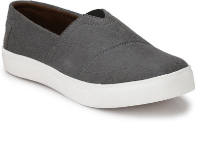 

SWAG ONN Stylish Casuals For Men(Grey
