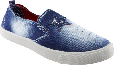 

Claptrap Canvas Shoes For Men(Blue
