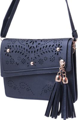 

Spanglers Sling Bag(Black)
