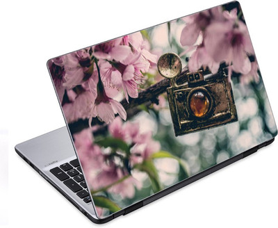 

ezyPRNT Hanging Old Camera (14 to 14.9 inch) Vinyl Laptop Decal 14