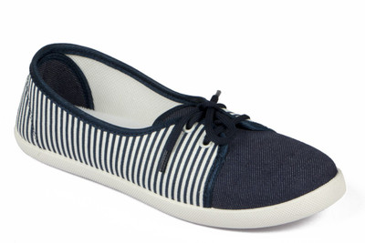 

Asian Casuals For Women(Navy, White