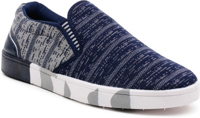 

LETS RUN CANVAS SHOES Canvas Shoes For Men(Blue