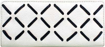 

Hidesign Women White Genuine Leather Wallet(8 Card Slots)
