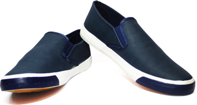 

BLUE FOX Slip On Sneakers For Men(Navy