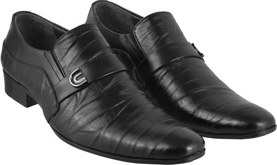 

Metro Stylish Slip On For Men(Black, 11;black