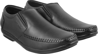 

Metro Stylish Slip On For Men(Black, 11;black