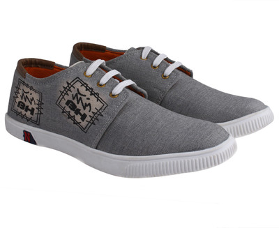 

Crunx North Star Sneakers For Men(Grey