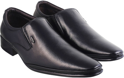 

Metro Stylish Slip On For Men(Black, 11;black
