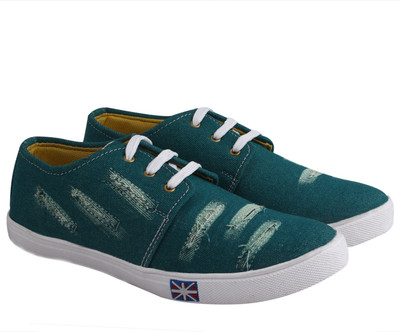 

Crunx Achilleo Canvas Shoes For Men(Green