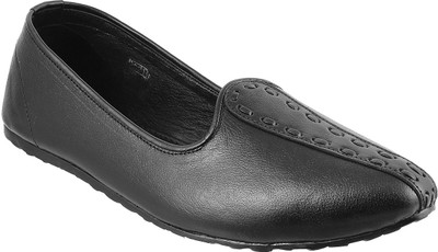 

Mochi Awesome Jutis For Men(Black, 11;black
