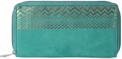 

Baggit Casual Blue Clutch