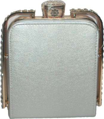 

HardRoss Party Silver Clutch
