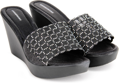 

Chemistry Women BLACK Wedges