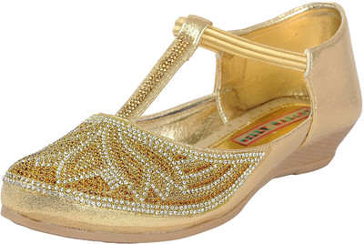 

Belly Ballot Women Tan Flats