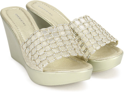 

Chemistry Women GOLD Wedges