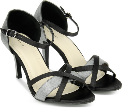 

Chemistry Women BLACK Heels