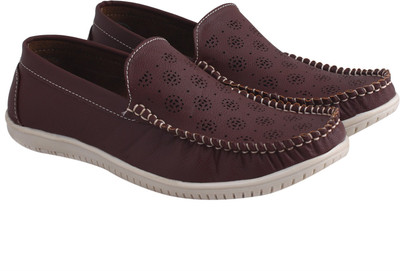 

Crunx Exclusive Slyde Loafers For Men(Maroon