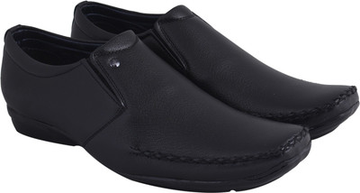 

Crunx Everyday Slip On For Men(Black