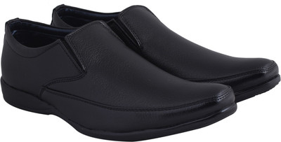 

Crunx Everyday Slip On For Men(Black