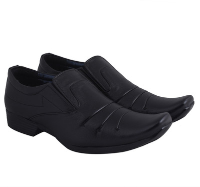 

Crunx Everyday Slip On For Men(Black